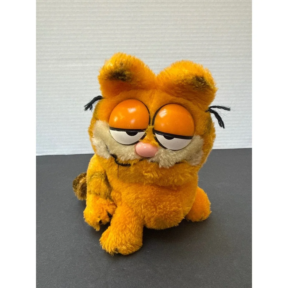 Vintage Dakin Garfield Plush Sleepy Eyes Orange Cat Plush 1981 Jim Davis
